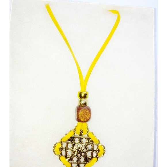 247N172 Handmade Gold Leather Necklace - Picture 6 of 6